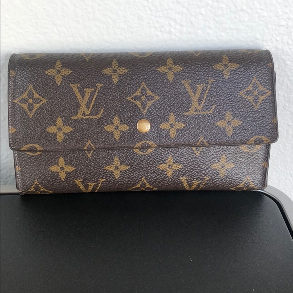 Authentic Louis Vuitton long wallet